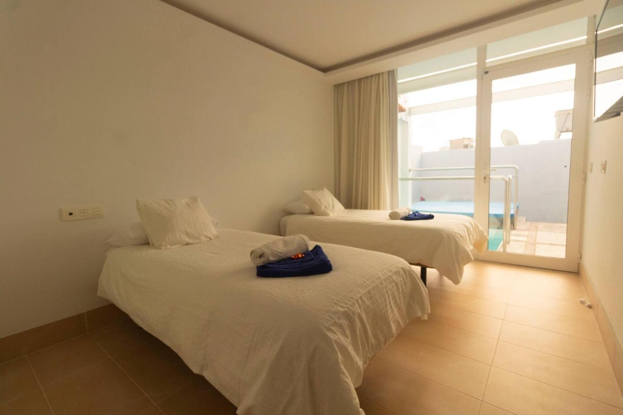Luxury Villa Rincon Del Mar- Old Town - Puerto Del Carmen プエルト・デル・カルメン エクステリア 写真